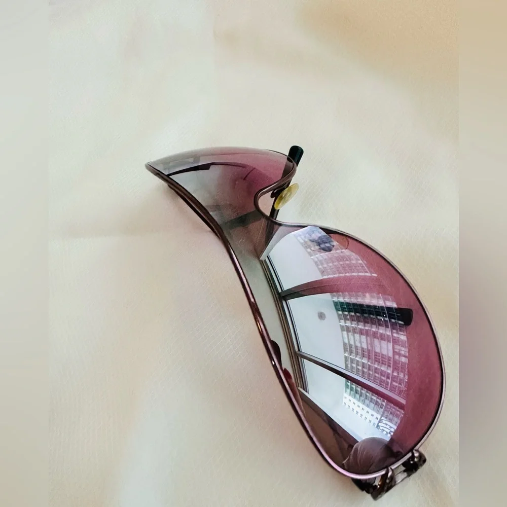 🩷CHANEL Vintage pink/ purple Sunglasses - Picture 11 of 12